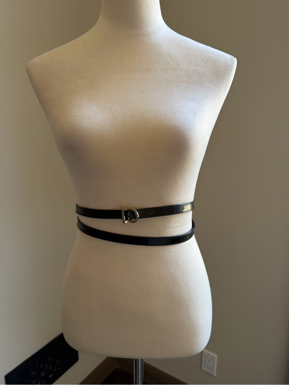 SALVATORE FERRAGAMO Vintage Black Leather Double Wrap Belt Silver Gancini Buckle